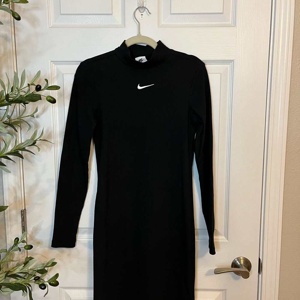Nike Women's Black Dress